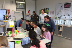 Girls*Day Teilnehmerinnen Programmieren mit 3D-Programm