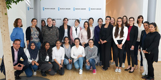 Gruppenbild mit Studentinnen